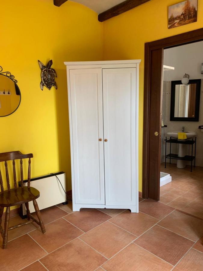 Hotel Il Borgo 31 Scapoli Exterior foto